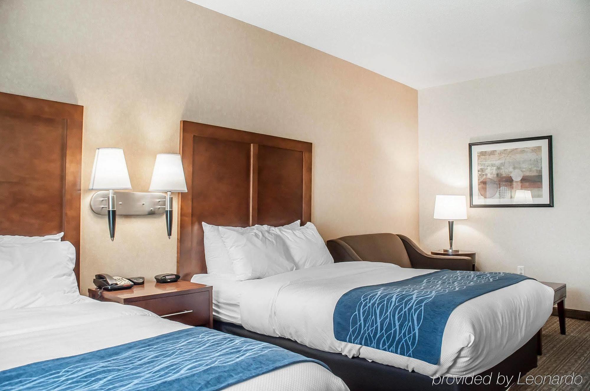 Comfort Inn & Suites Хамбург Екстериор снимка