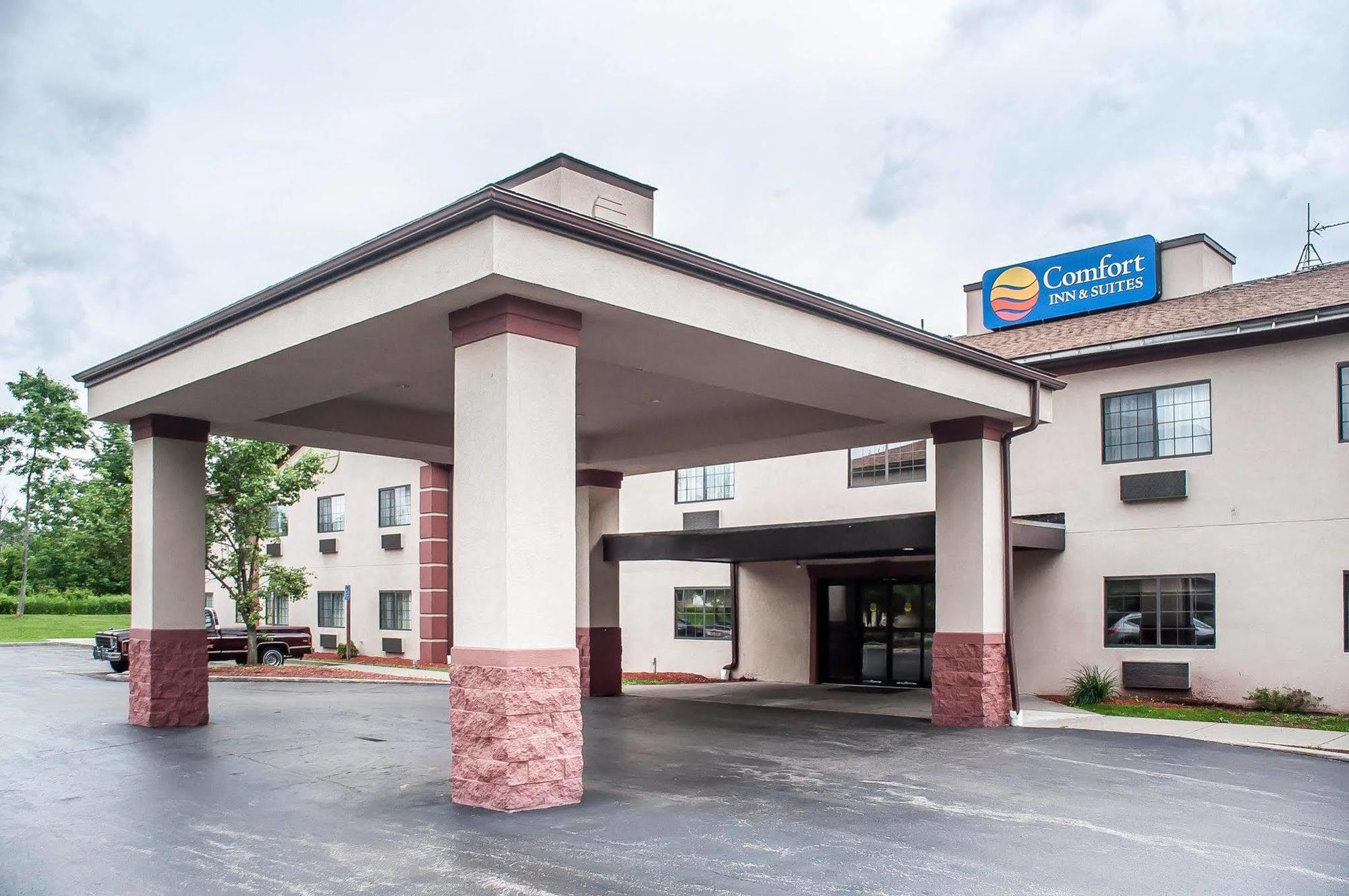 Comfort Inn & Suites Хамбург Екстериор снимка